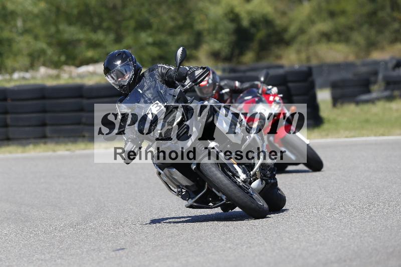 /Archiv-2025/48 25.08.2025 Cornu Master School ADR/blau-bleu/73